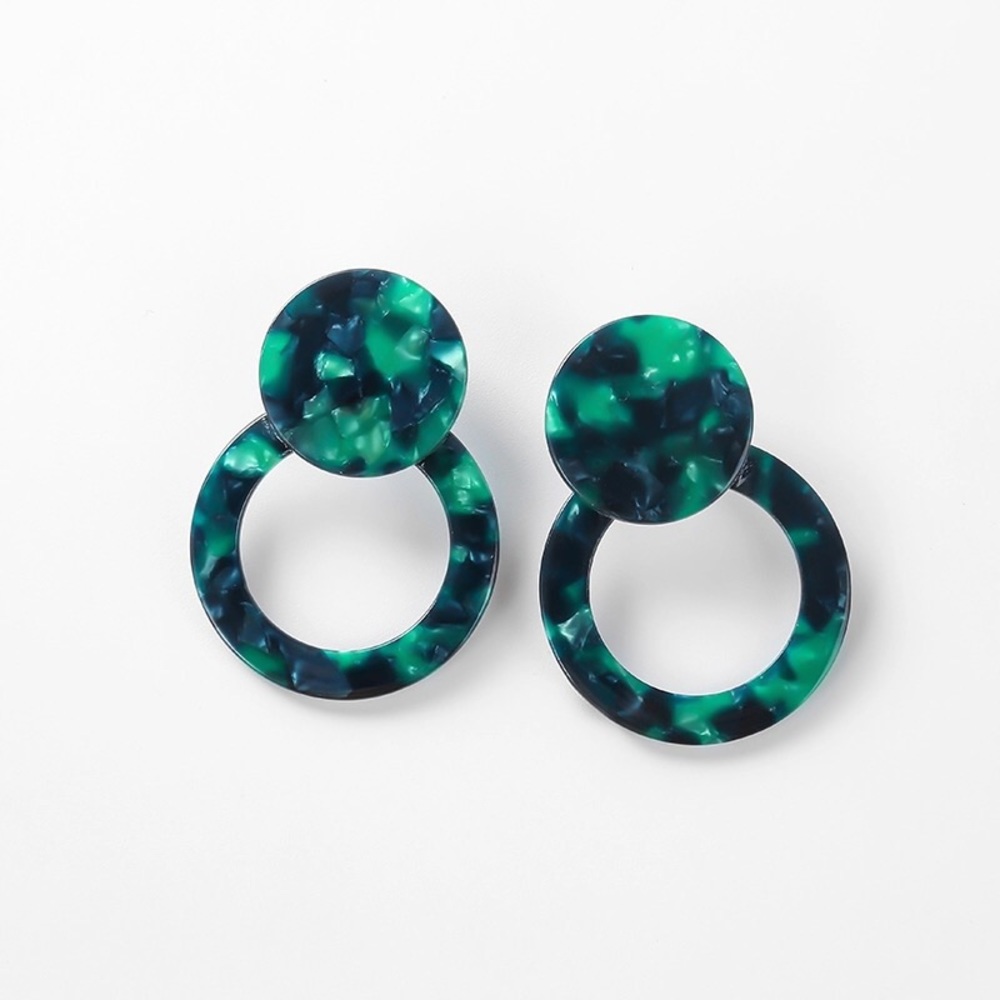 🆕 Emerald City Acrylic Geometric Earrings 💚 - Picture 6 of 8